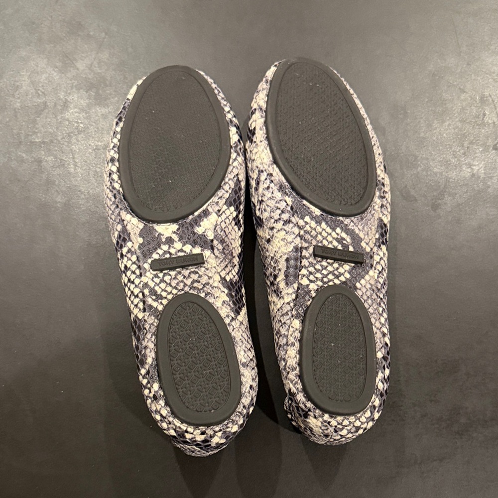 Tory Burch Black and Cream Patterned Loafers - Picture 5 of 9